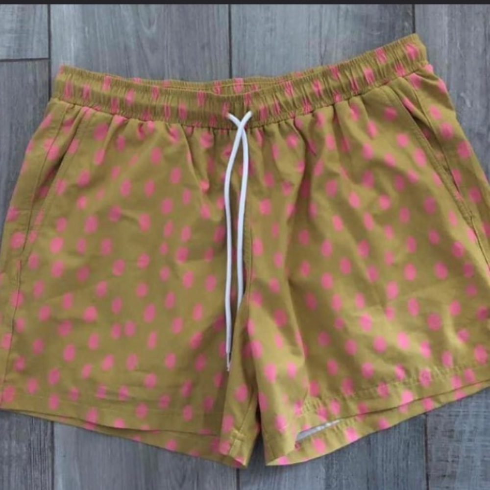 ISO kortni jeane men’s pink lime dot Large